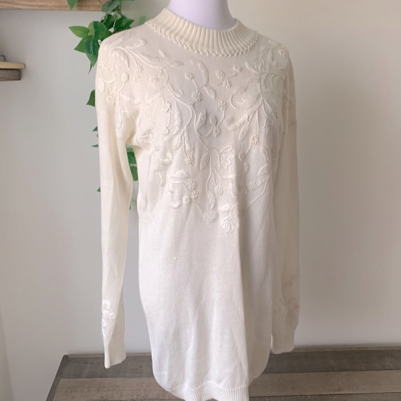 Embroidered Sweater - Picture 4 of 6